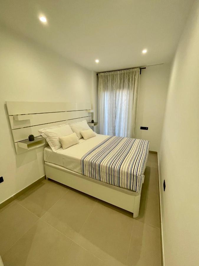 Gatu Alma Marinera Apartment Cadiz Bagian luar foto